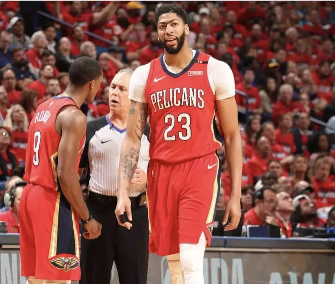 在这个充满 在这个充满