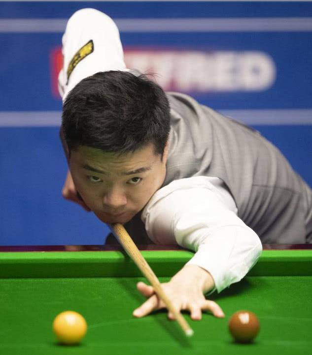 在这场激烈 在这场激烈