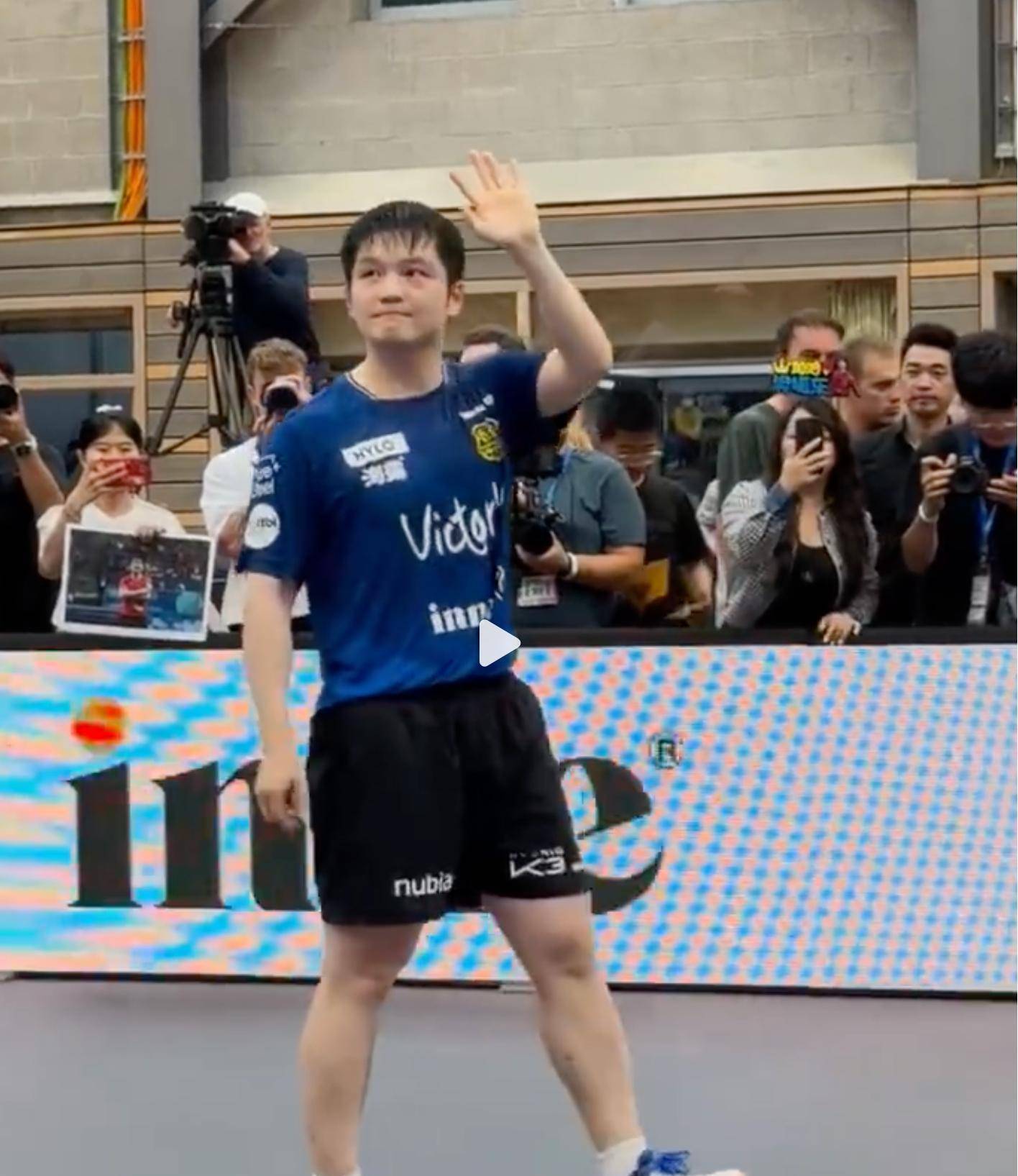 后卫与后腰 后卫与后腰