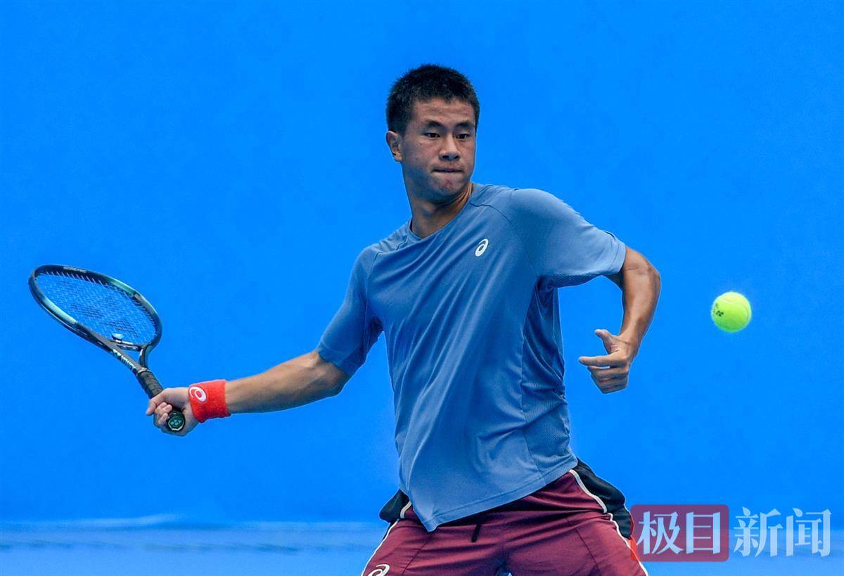 这个带点年 这个带点年