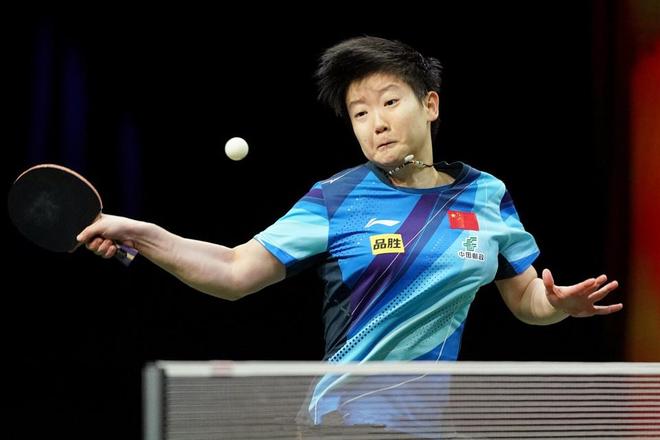 体育季羽毛 体育季羽毛