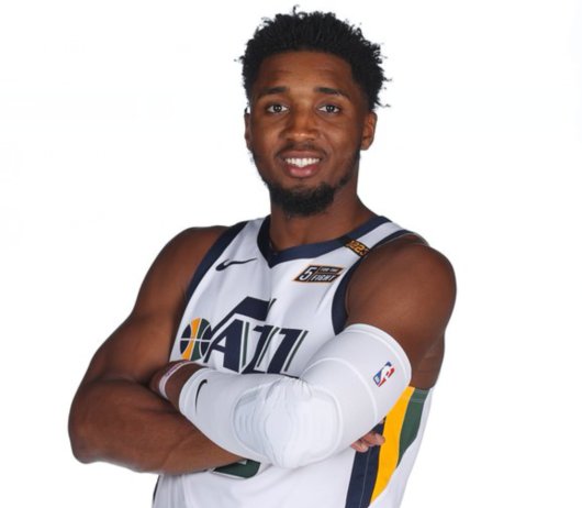 与争冠集团 与争冠集团