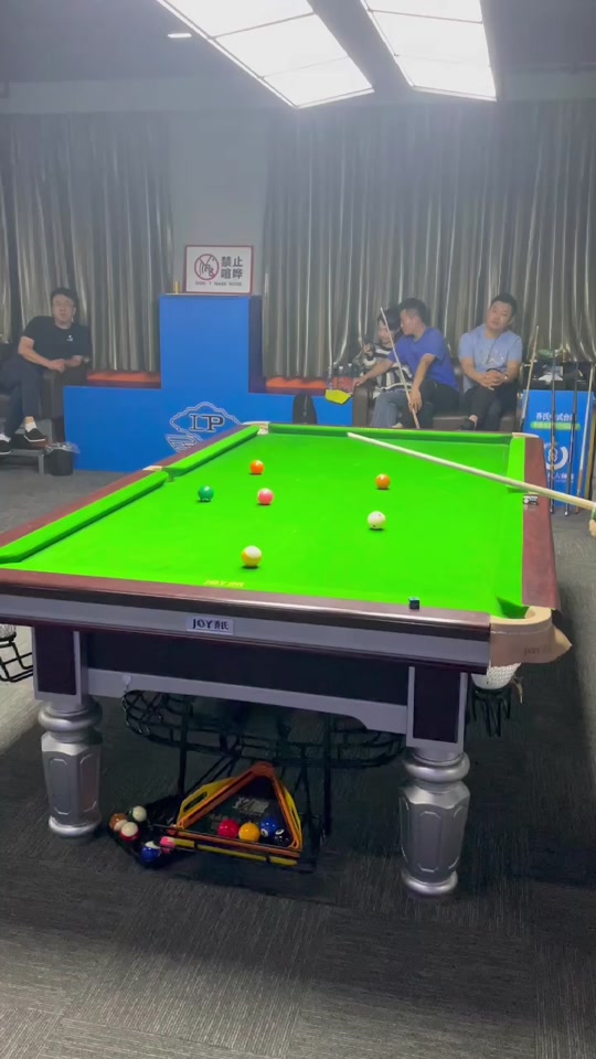 包括盯人与 包括盯人与